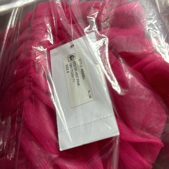 LONG STRAPLESS MESH RUFFLE DRESS - Picture 6 of 6